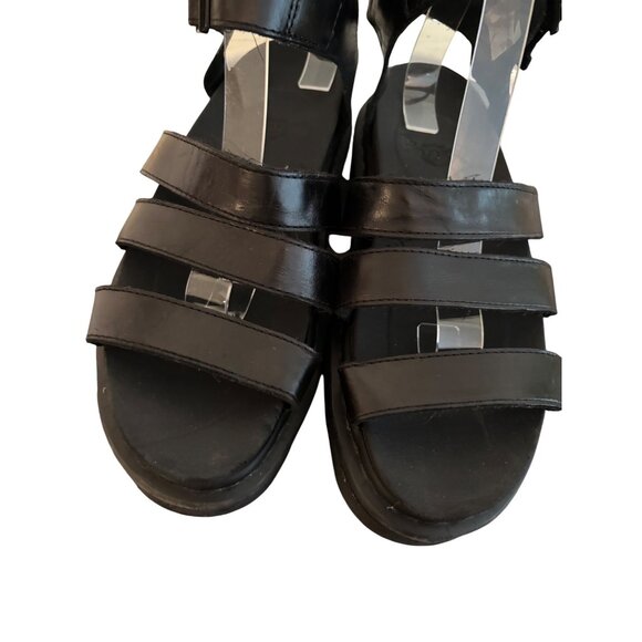 Dr. Martens Blaire Fisherman Sandals Black Hydro Leather Adjustable Ankl… - Picture 12 of 15